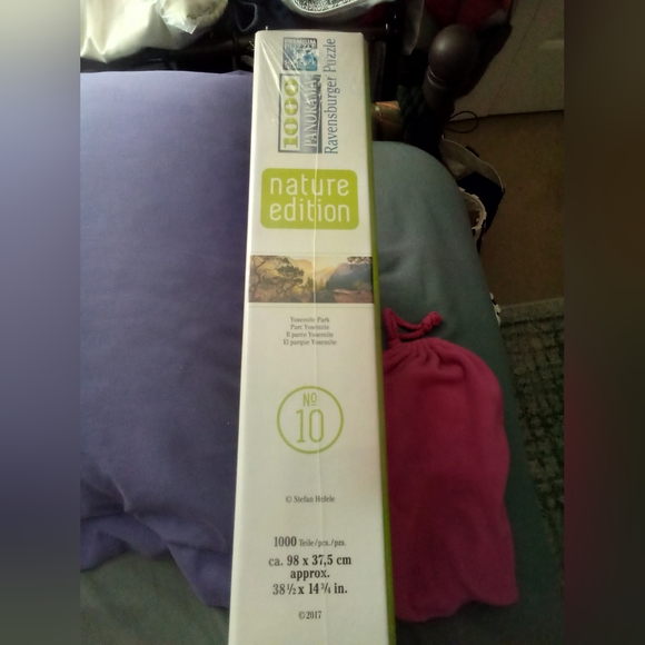 Two (still in plastic) Ravensburger puzzles, 1000 & 500, price for both - Picture 2 of 4